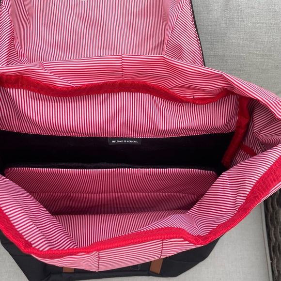 Herschel Backpack new - Picture 5 of 5
